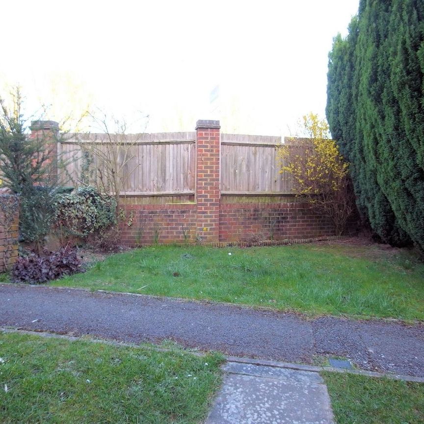 Daffodil Drive, Bisley, Woking, Surrey, GU24 9EZ - Photo 1