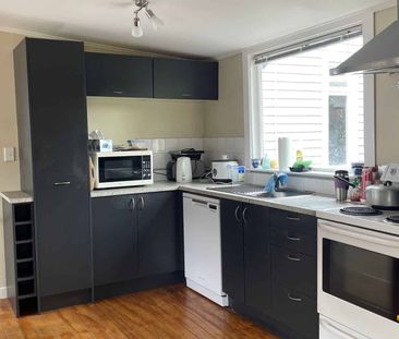 Three Bedrooms St Kilda - Photo 4