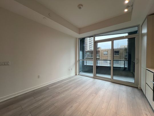 For Lease - 110 Broadway Avenue Unit# 218, Toronto, Ontario - Photo 1