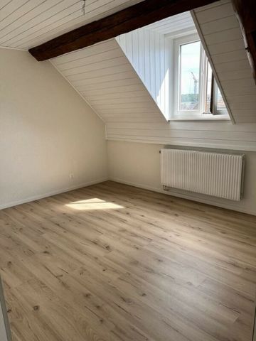 Grand logement de 5.5pcs à louer à Courtedoux ! 1er loyer net offert ! - Foto 5