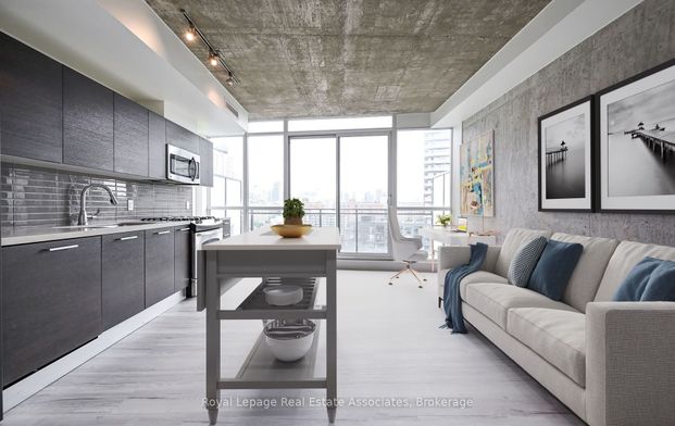 King East Lofts - Photo 1