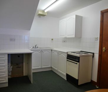 Studio to rent - Photo 6