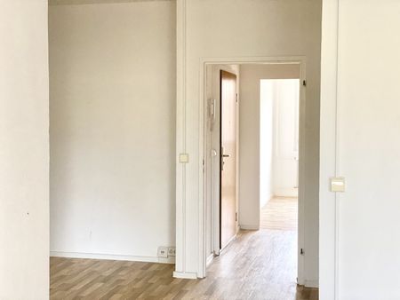 Familienfreundliche Wohnung mit Balkon: Helle 3-Zimmerwohnung mit Freiraum für alle - Foto 3