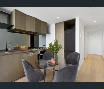 Unfurnished ultra-modern one-bedroom apartment in Melbourne Square - Photo 6