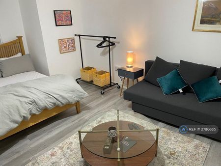 1 bedroom flat to rent - Photo 5