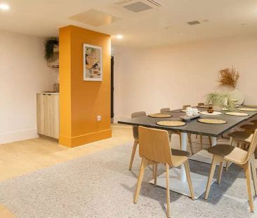 Deluxe Ensuite (Floors 1-9) - Photo 6