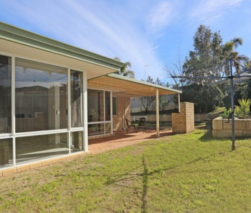 2 Selloa Court, Halls Head WA 6210 - House For Rent | Domain - Photo 1