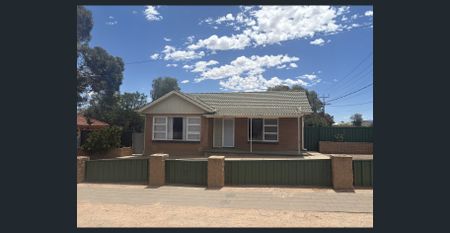 11 Paringa Road, Port Augusta - Photo 4