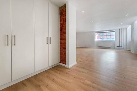 3 bedroom flat to rent - Photo 3