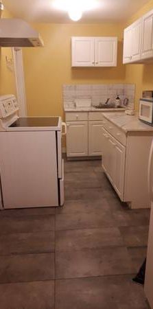 2 bedroom basement for rent - Photo 1