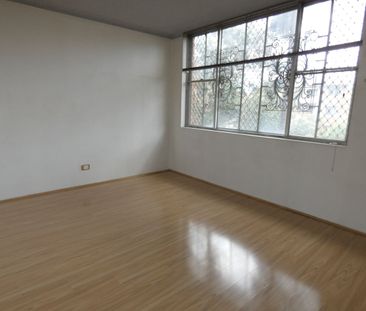 Convenient 2-Bedder! - Photo 3