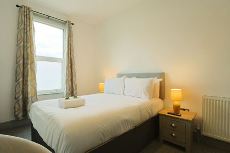 2 Bedroom Home – Medium Let - Photo 5