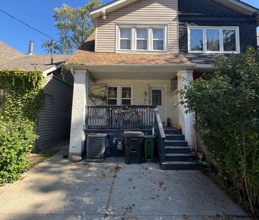 For Lease - 19 Lewis Street Unit# 3 - upper, Toronto, Ontario - Photo 2