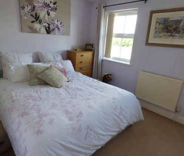 3 bedroom detached house to rent - Photo 6