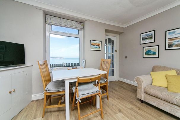 2 bedroom house to rent - Photo 1