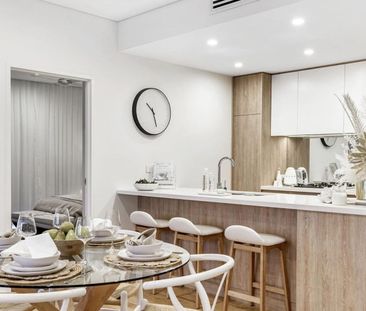 Prime Penrith location - Walk to everything! - Photo 2