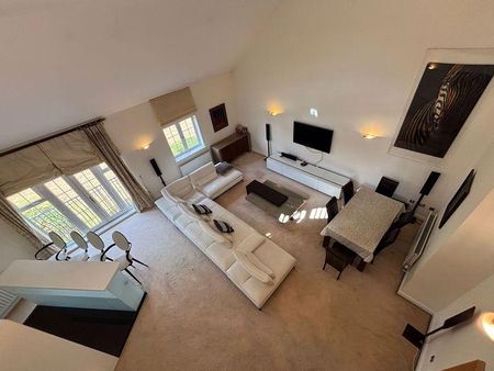 3 bedroom duplex to rent - Photo 4