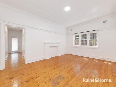 1/62 Cowper Street, Randwick, NSW 2031 - Photo 3
