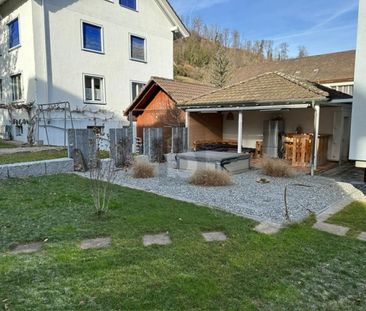 LIGHT-FLOODED WITH LARGE GARDEN & WHIRLPOOL - Foto 5