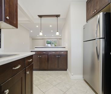 For Lease - 303 Rossland Road Unit# Main, Whitby, Ontario - Photo 3