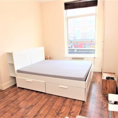 Studio to rent - Photo 1