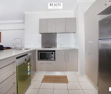 One Bedroom Apartment in Ideal Location - Photo 4