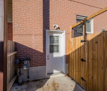 For Lease - 207 Cabot Street, Oshawa, Ontario - Photo 2