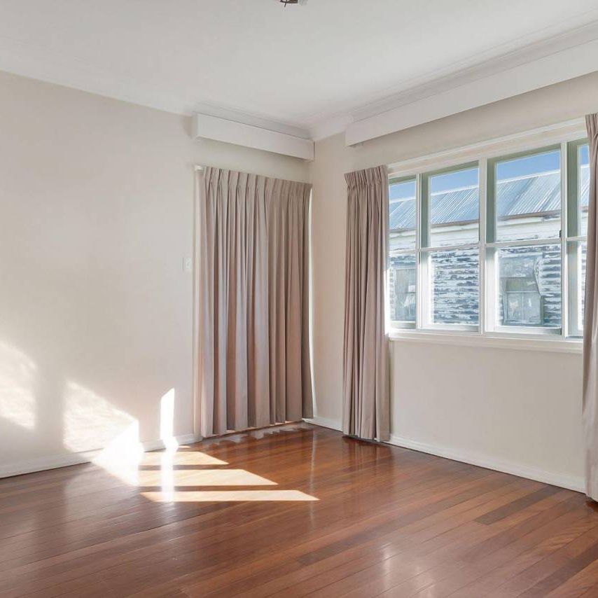 3 BEDROOM CHARACTER HOME IN CAMBOOYA - Photo 1