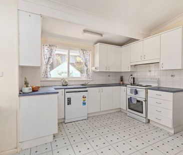 Property in Picton! - Photo 5