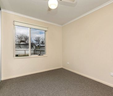 12 Seeger Drive, Morphett Vale - Photo 6