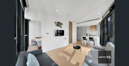 STUNNING APARTMENT AT THE PEAK! - Photo 2