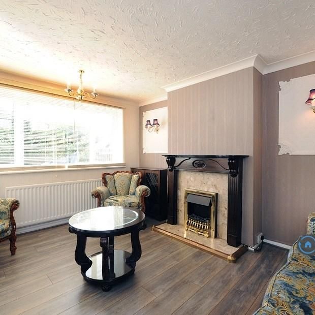 2 bedroom bungalow to rent - Photo 1