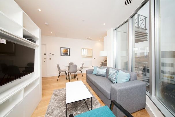 Studio to rent - Photo 1