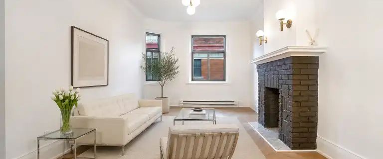 4278 Sherbrooke O - Douek.ca | 4278 Sherbrooke St. West, Westmount - Photo 1