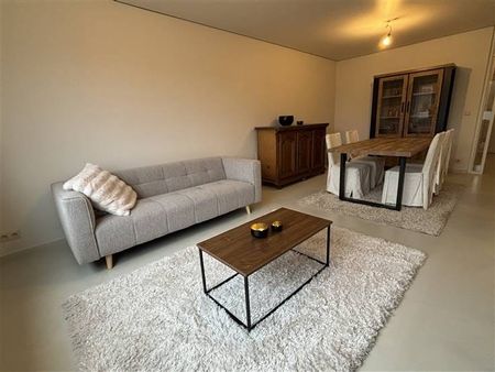 Appartement te huur - Foto 2