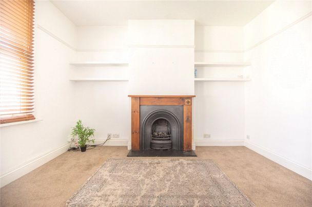 Manor Road, - Photo 1