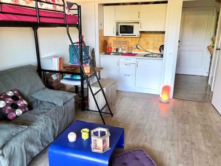 À LOUER : Studio 25 m² - Hauts de Vaugrenier - Photo 2