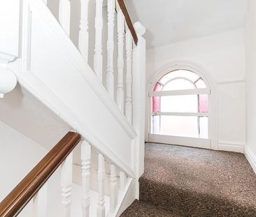 Headingley Avenue, Leeds - Photo 2