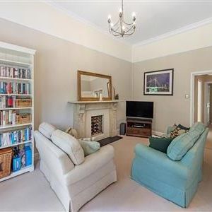 Edith Grove, SW10 - Photo 1