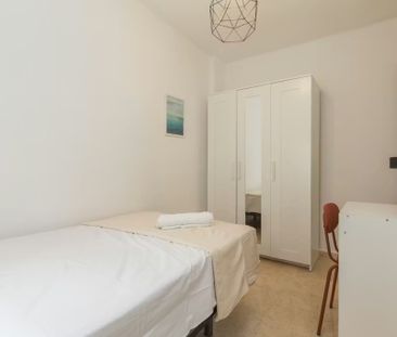 Calle Ingeniero la Cierva, Málaga, Andalusia 29004 - Photo 2