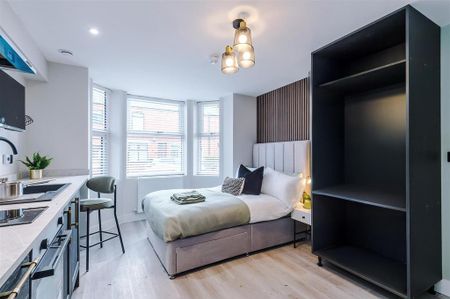 1 bedroom in a house share to rent - Photo 5