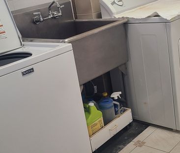 For Lease - 46 Dorengate Drive, Vaughan, Ontario - Photo 3