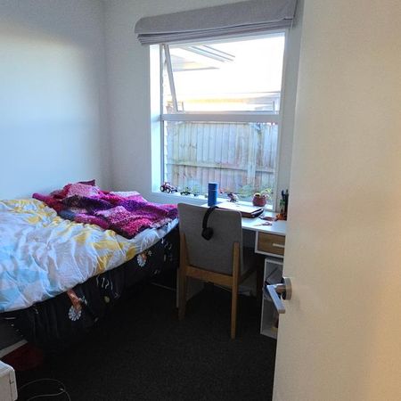 4 Bedroom family home for rent! - Photo 3
