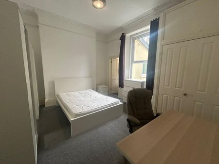 Lockyer Road, Flat 2, Plymouth - Photo 2