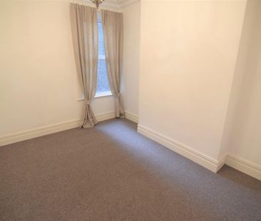 1 bedroom ground floor flat to rent - Photo 3