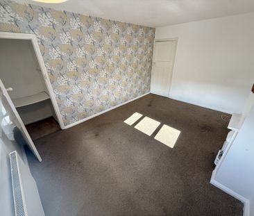 Edmund Street, Kettering - Photo 3