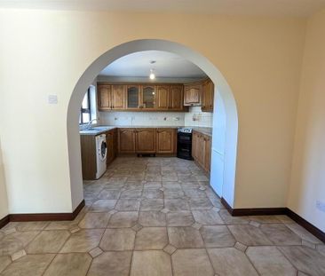 8 John, F Kennedy Estate, Castlewellan, BT31 9AN - Photo 5