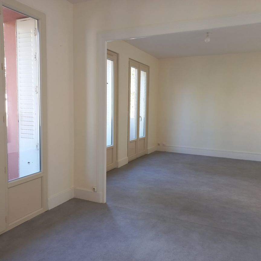 Location Appartement 2 pièces 51m² VICHY 03200 - Photo 1