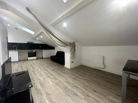 Apartment - Photo 4
