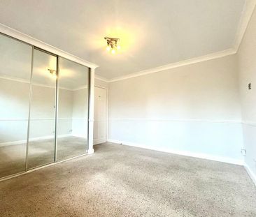 5 bedroom detached house to rent - Photo 4